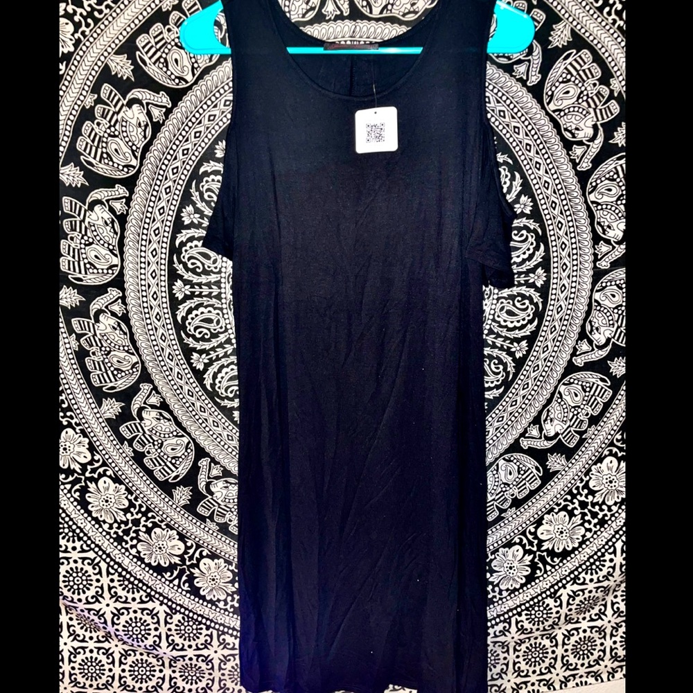 NWT cold shoulder dress